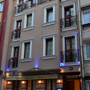 Hotel Blue, Istanboel